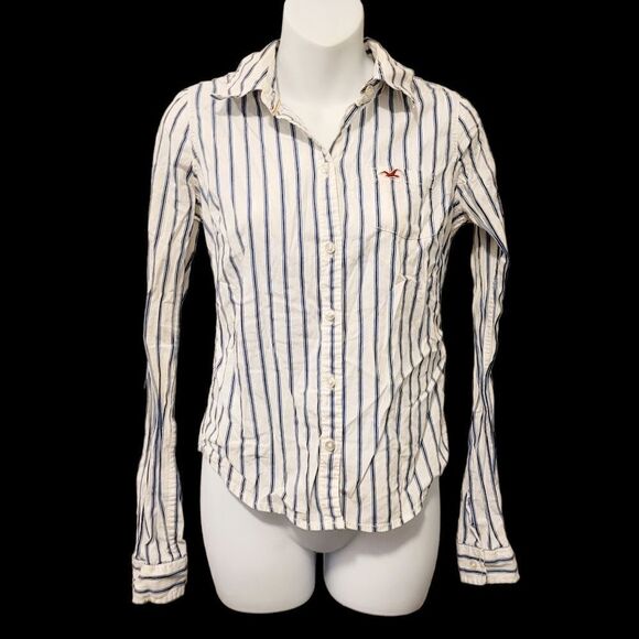 2/$20 Hollister Blue & White Stripes Buttons Down Shirt Size: M - Picture 1 of 7